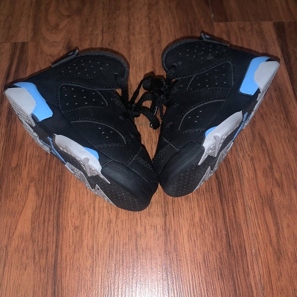 RETRO JORDAN “6”